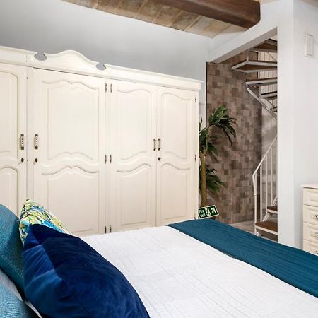Chic, Stylish 1 Bedroom Maisonette - Close To Valletta Il-Furjana Buitenkant foto