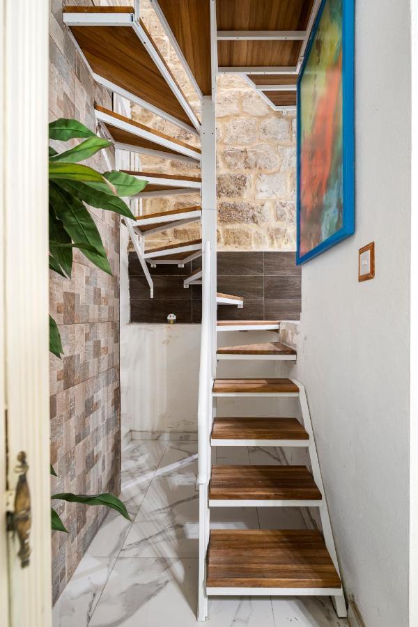 Chic, Stylish 1 Bedroom Maisonette - Close To Valletta Il-Furjana Buitenkant foto