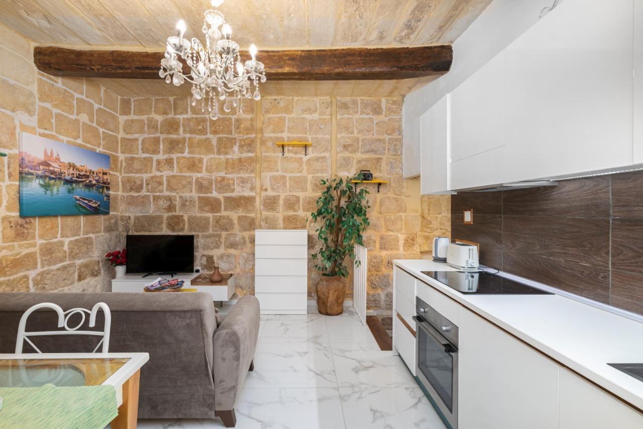Chic, Stylish 1 Bedroom Maisonette - Close To Valletta Il-Furjana Buitenkant foto